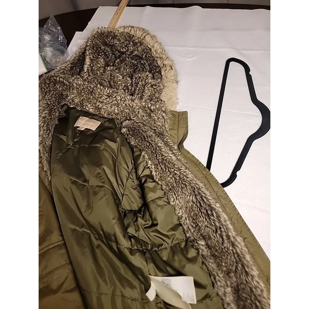 Banana Republic Faux Fur-lined Hooded Parka Coat Jacket Full Zip‎ Olive Green XS